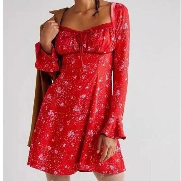 Free People Tess Mini Dress - Small, Red, Boho Milkmaid Holiday Castlecore NWT - Picture 1 of 12